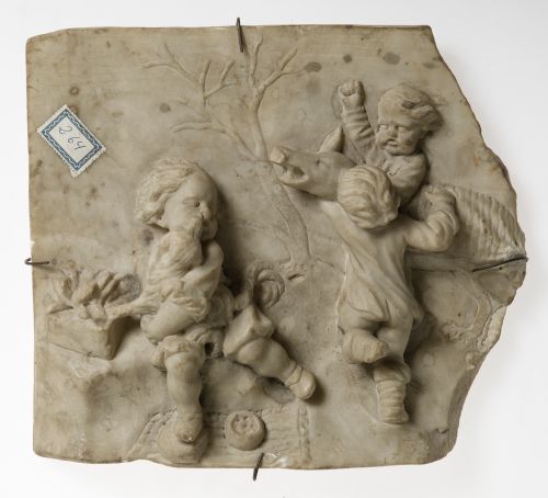 ESCUELA FRANCESA, "La caza", Relieve de mármol blanco talla