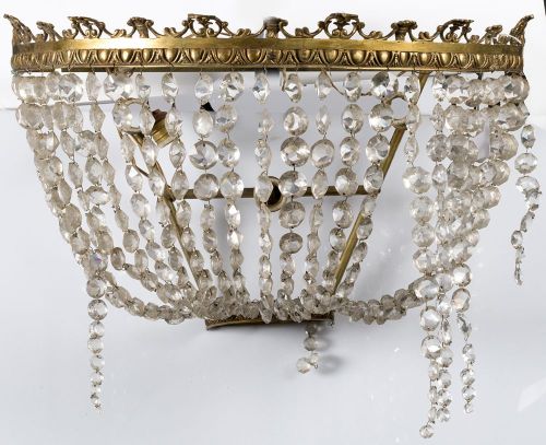 Gold metal and crystal wall light with almond chains