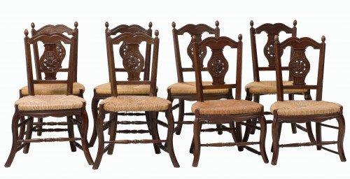8 sillas de roble tallado y calado con asiento de enea, Mal