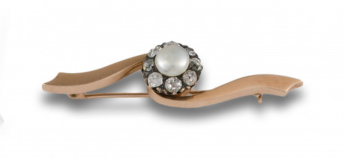 BROCHE FLOR DIAMANTES, PERLA Y ORO ROSA