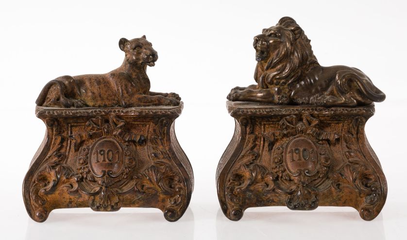 Pareja-de-morillos-bronce.