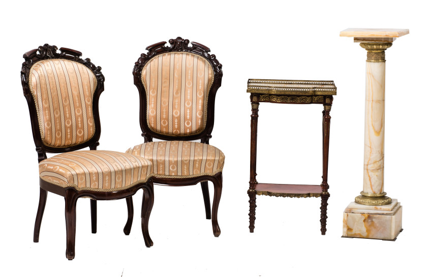 Pedestal-de-estilo-Napoleon-III-pps.-S.-XX-